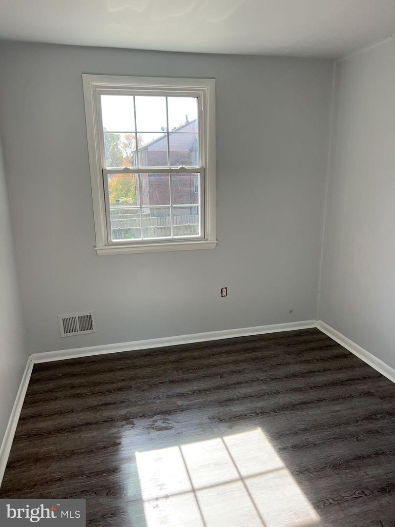 12914 Claxton Dr #4-h Property Photo 12