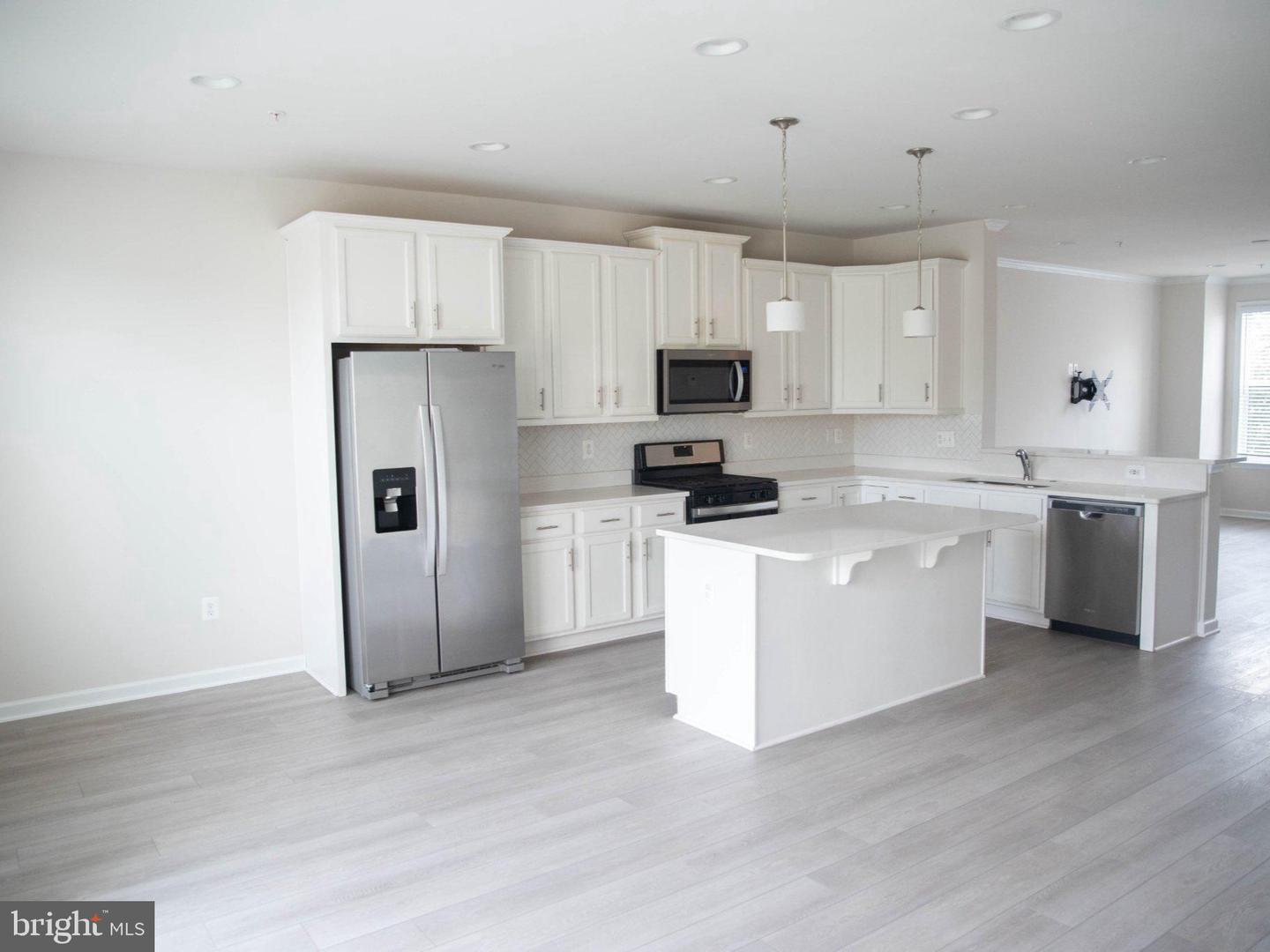 10334 Vista Meadow Way Property Photo 2
