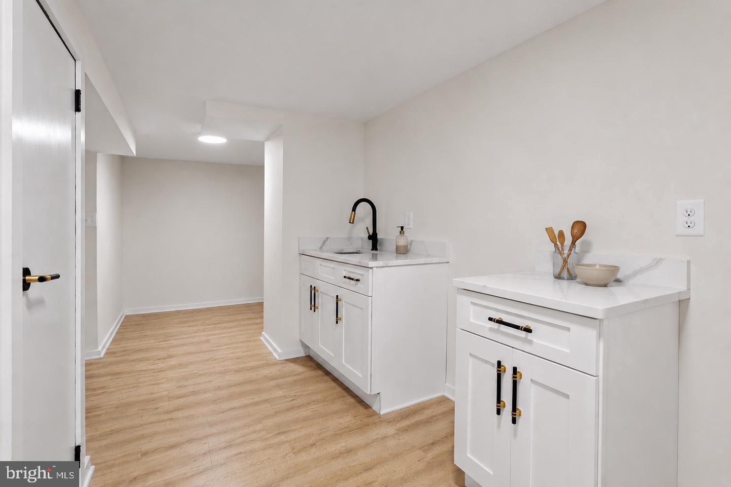 2523 Shadyside Ave Property Photo 12