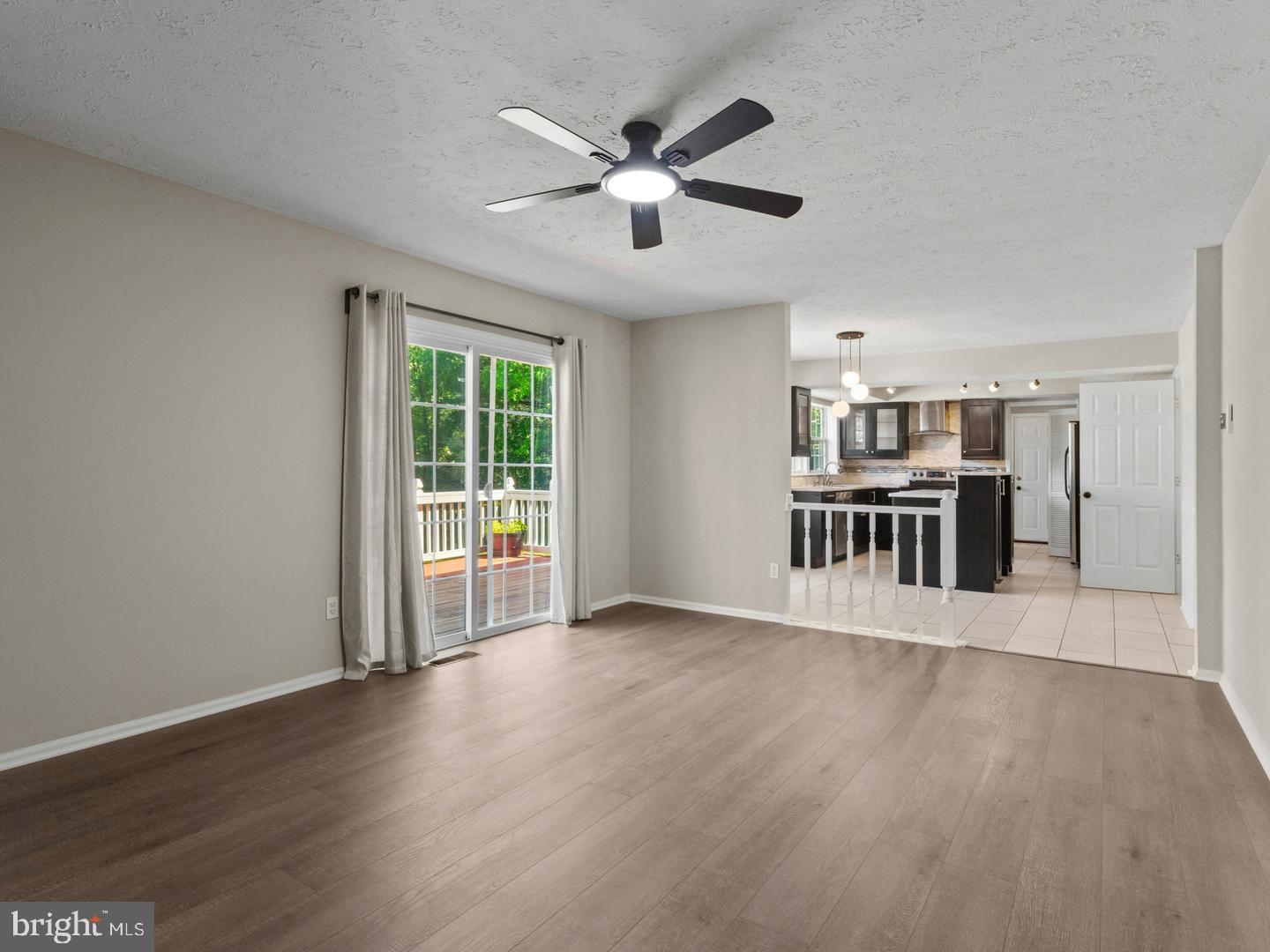 12204 Stanfield Ct Property Photo 17