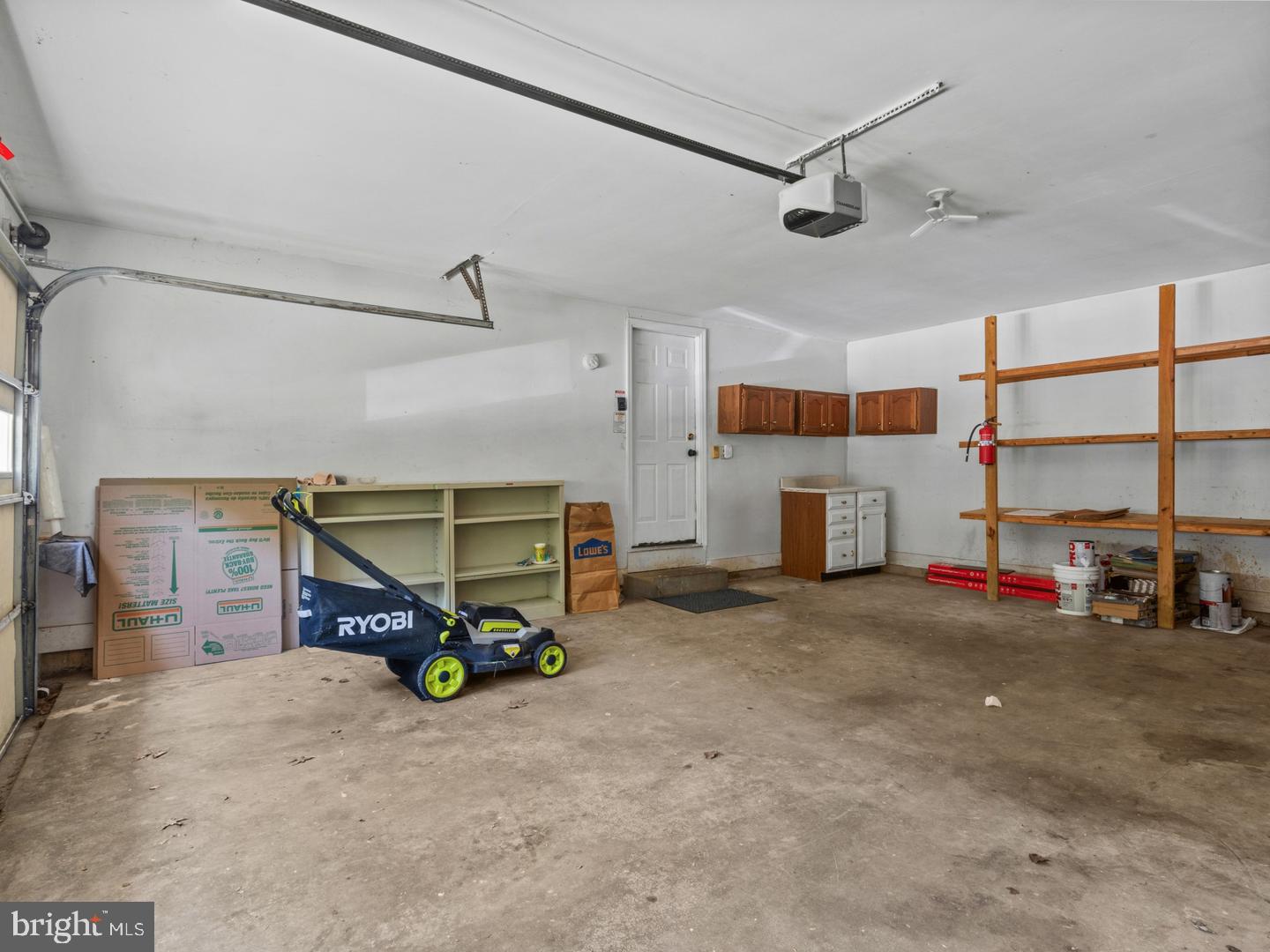 12204 Stanfield Ct Property Photo 43