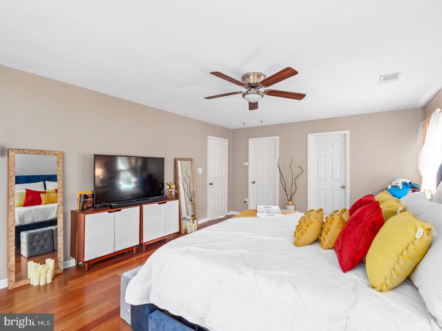 13908 Amberly Ct Property Photo 26