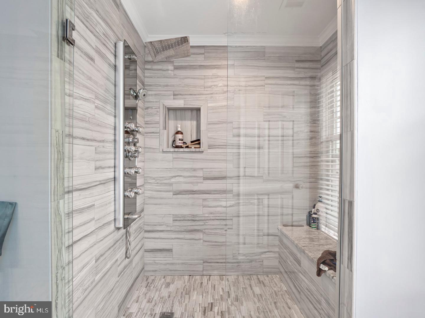 13908 Amberly Ct Property Photo 29