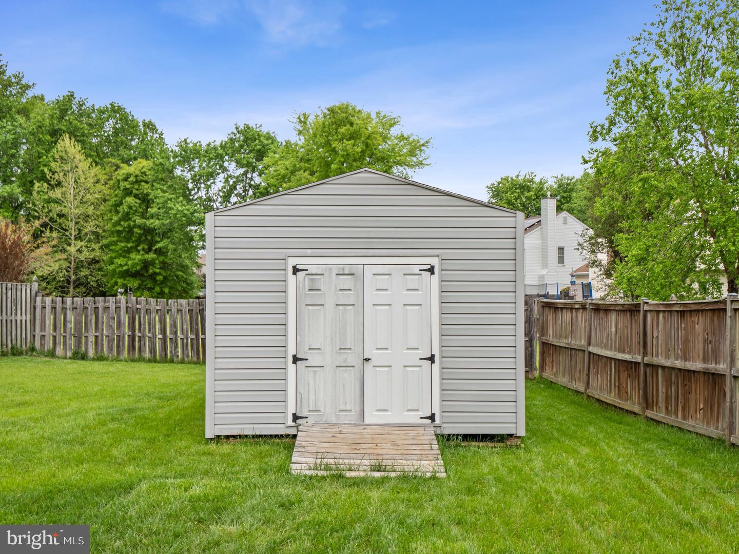 13908 Amberly Ct Property Photo 46