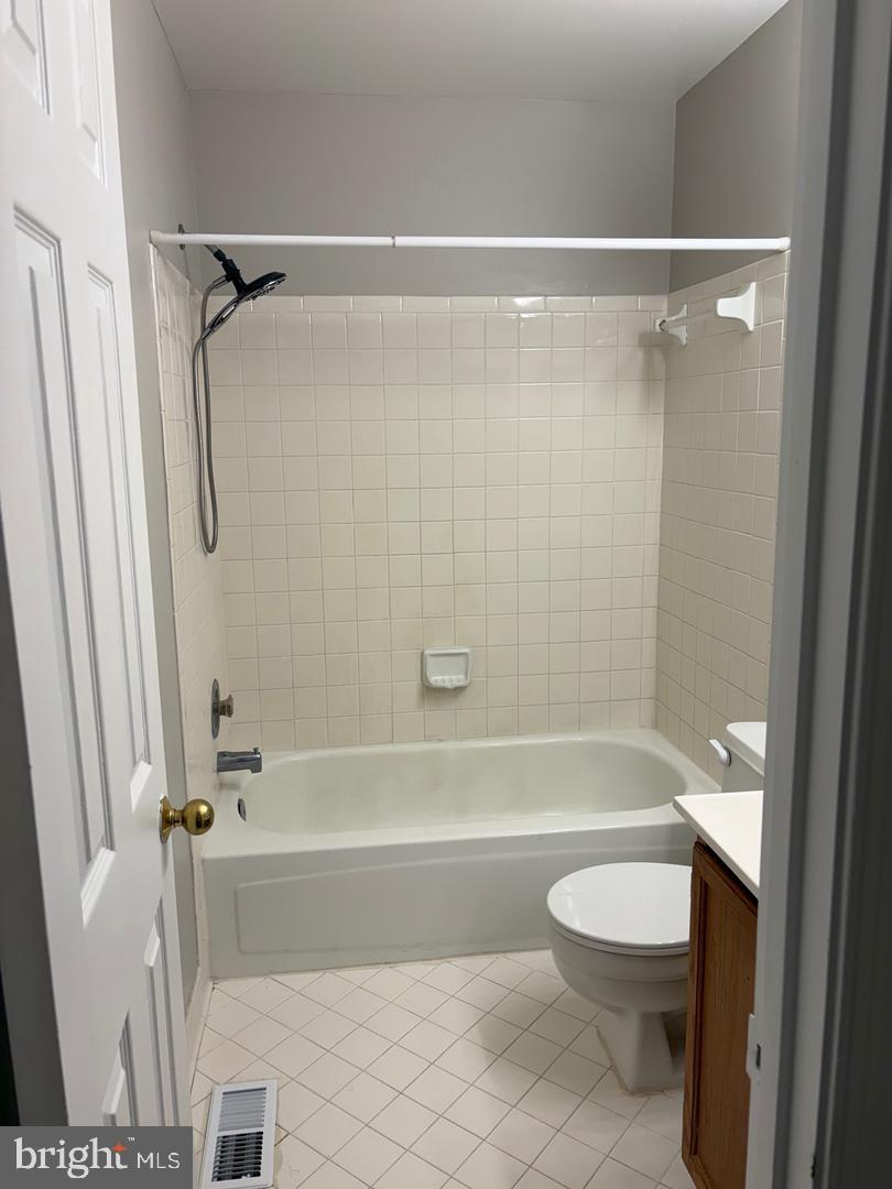 11255 Raging Brook Dr #249e Property Photo 5