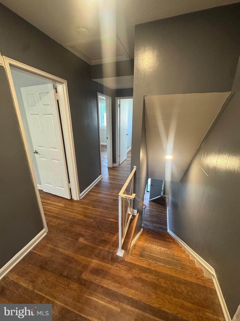 3525 Manorwood Dr Property Photo 7