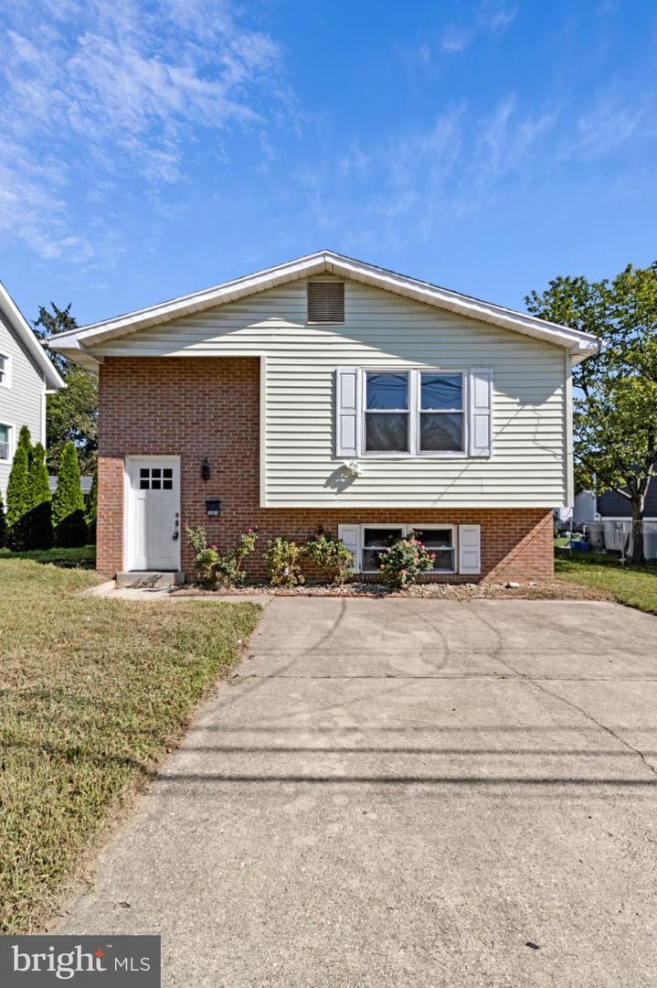 5004 Roanoke Pl Property Photo 1