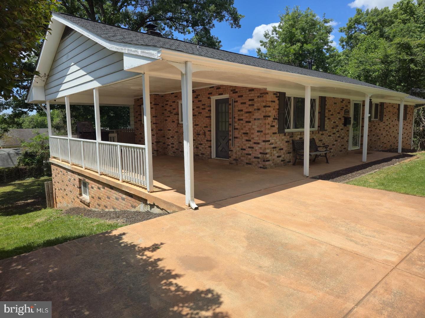 6318 Barrs Ln Property Photo 16