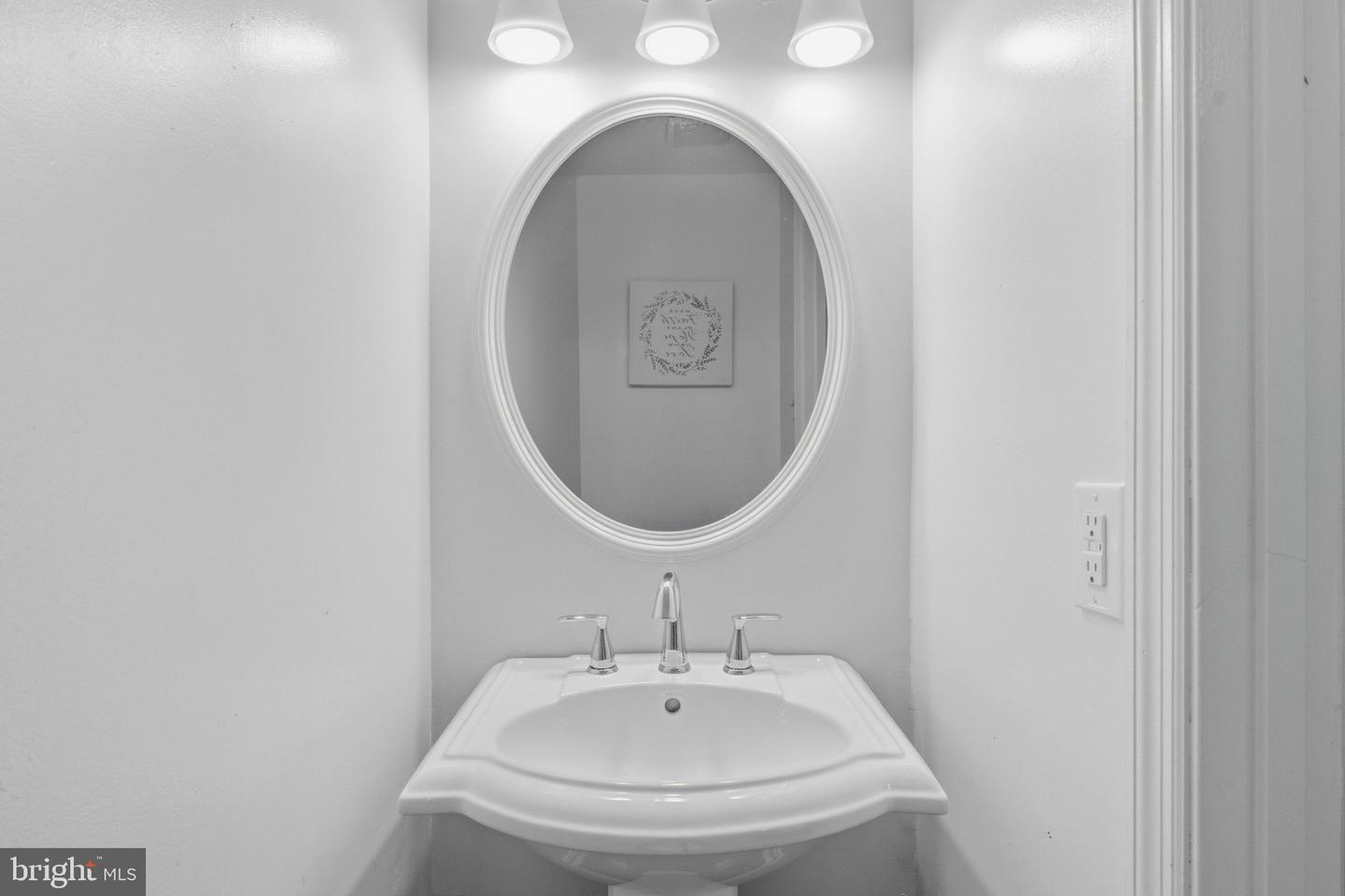 2614 Nemo Ct Property Photo 6