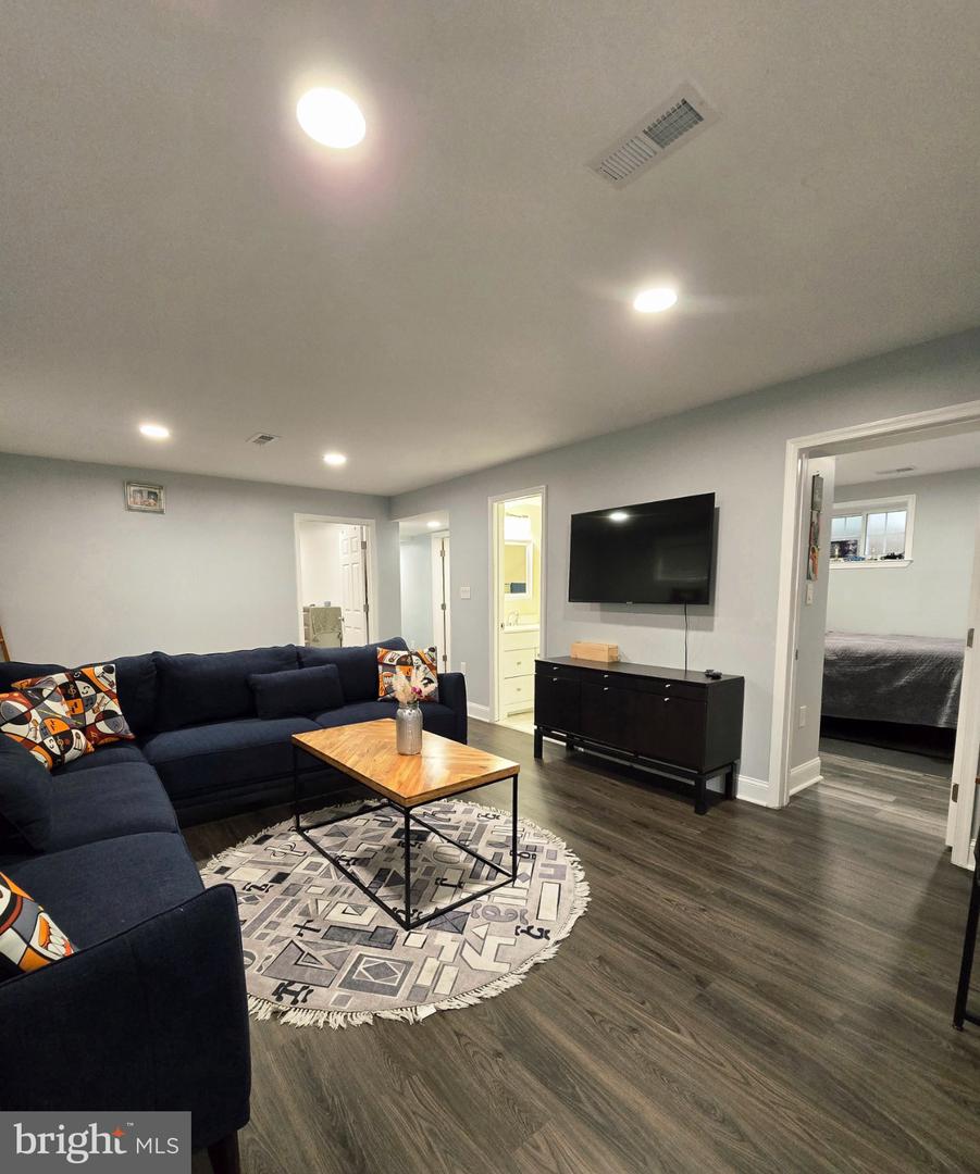 5010 40th Pl Property Photo 15