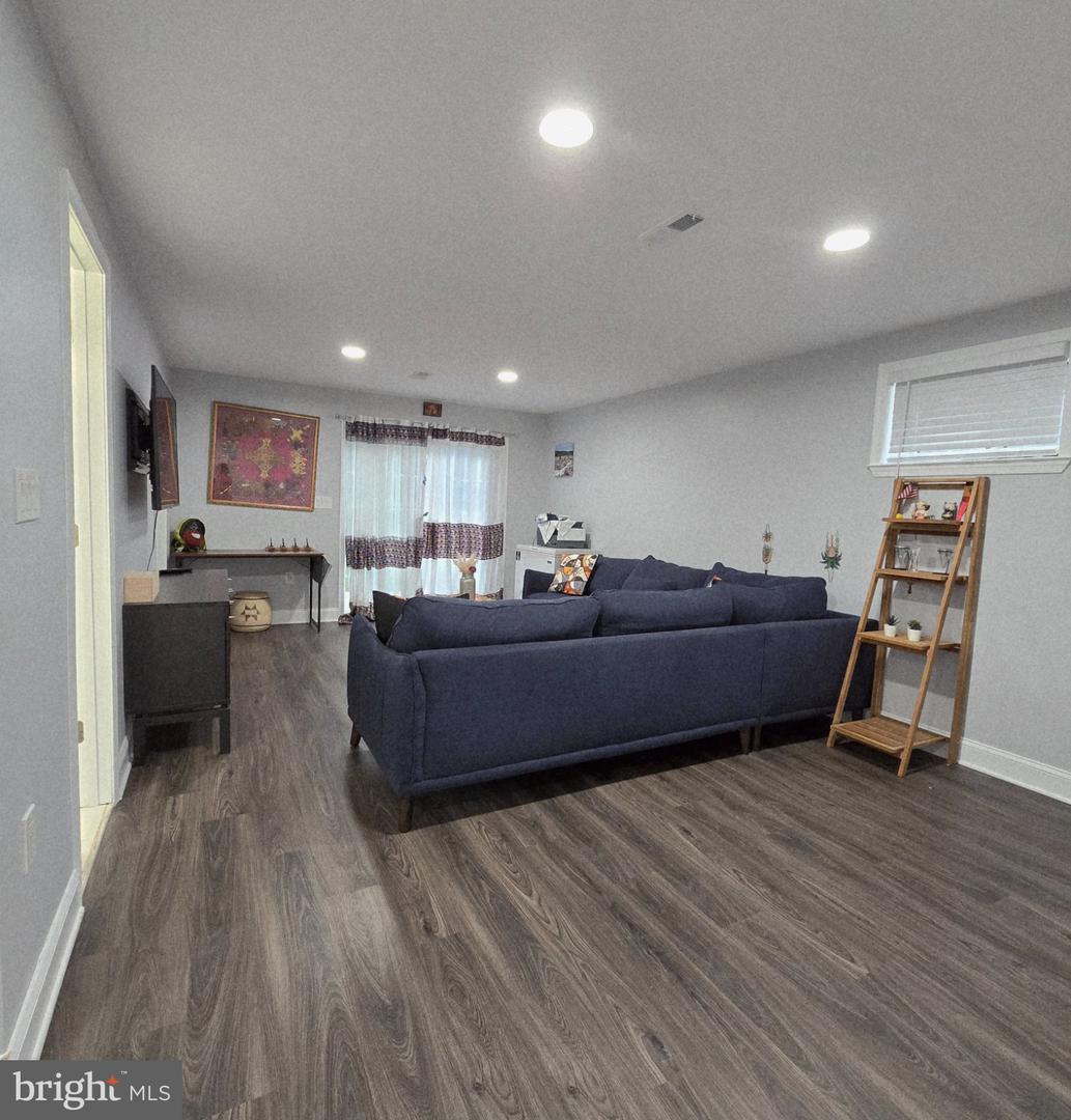 5010 40th Pl Property Photo 16