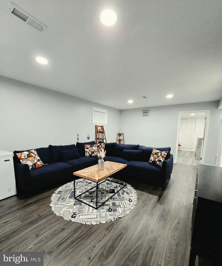 5010 40th Pl Property Photo 18