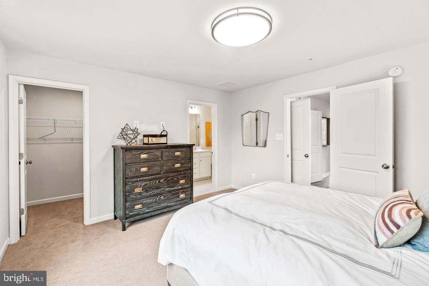 12534 Copper Leaf Ave Property Photo 8