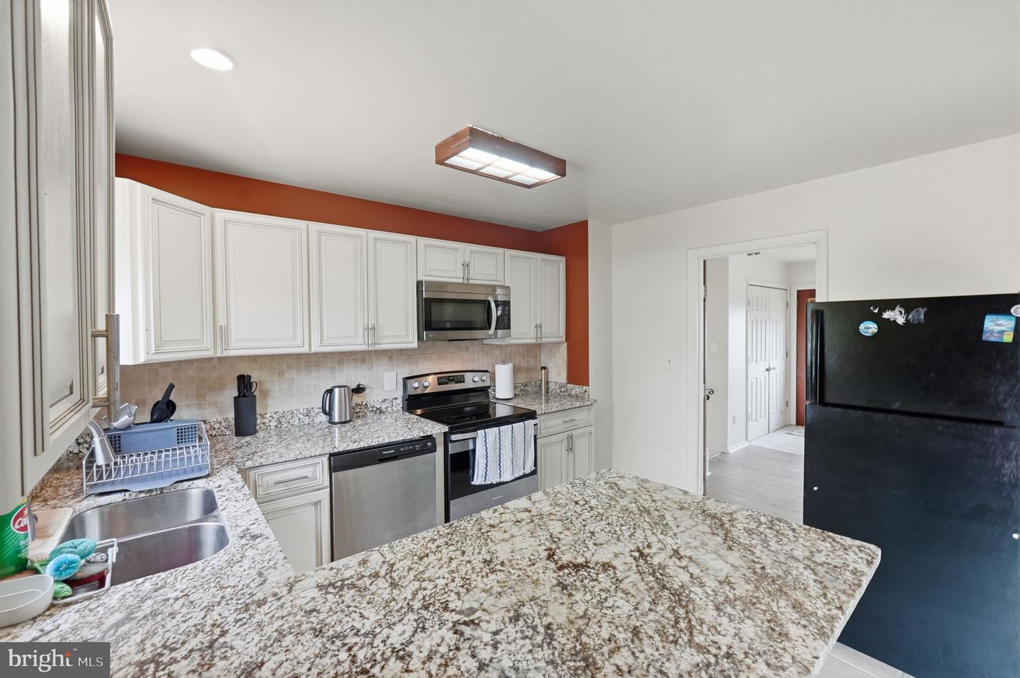 7518 Dover Ln Property Photo 10