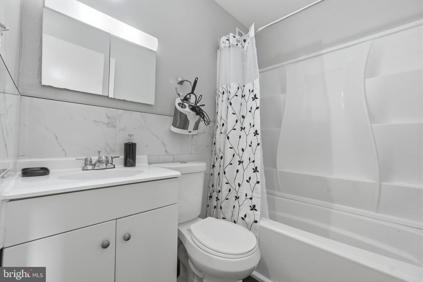 7518 Dover Ln Property Photo 21