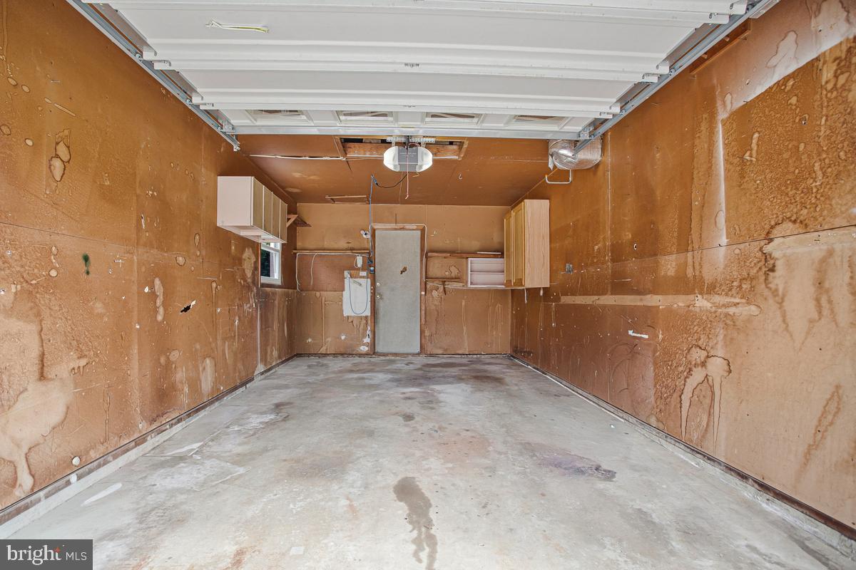 12618 Millstream Dr Property Photo 35