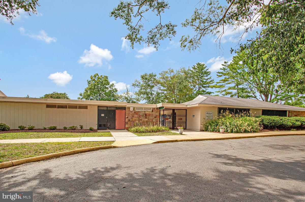 12618 Millstream Dr Property Photo 44