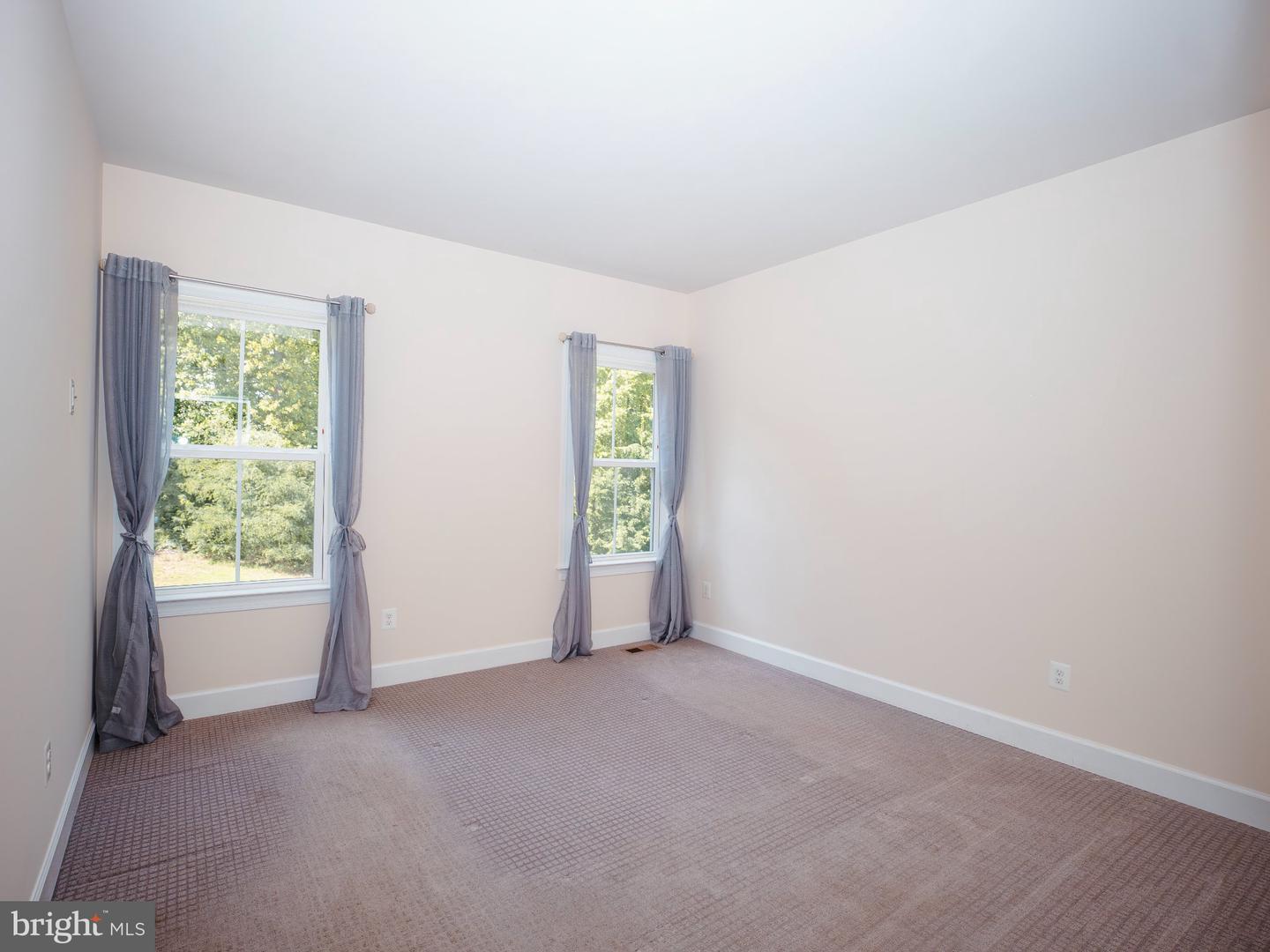 4811 Kingsford Manor Ct Property Photo 17
