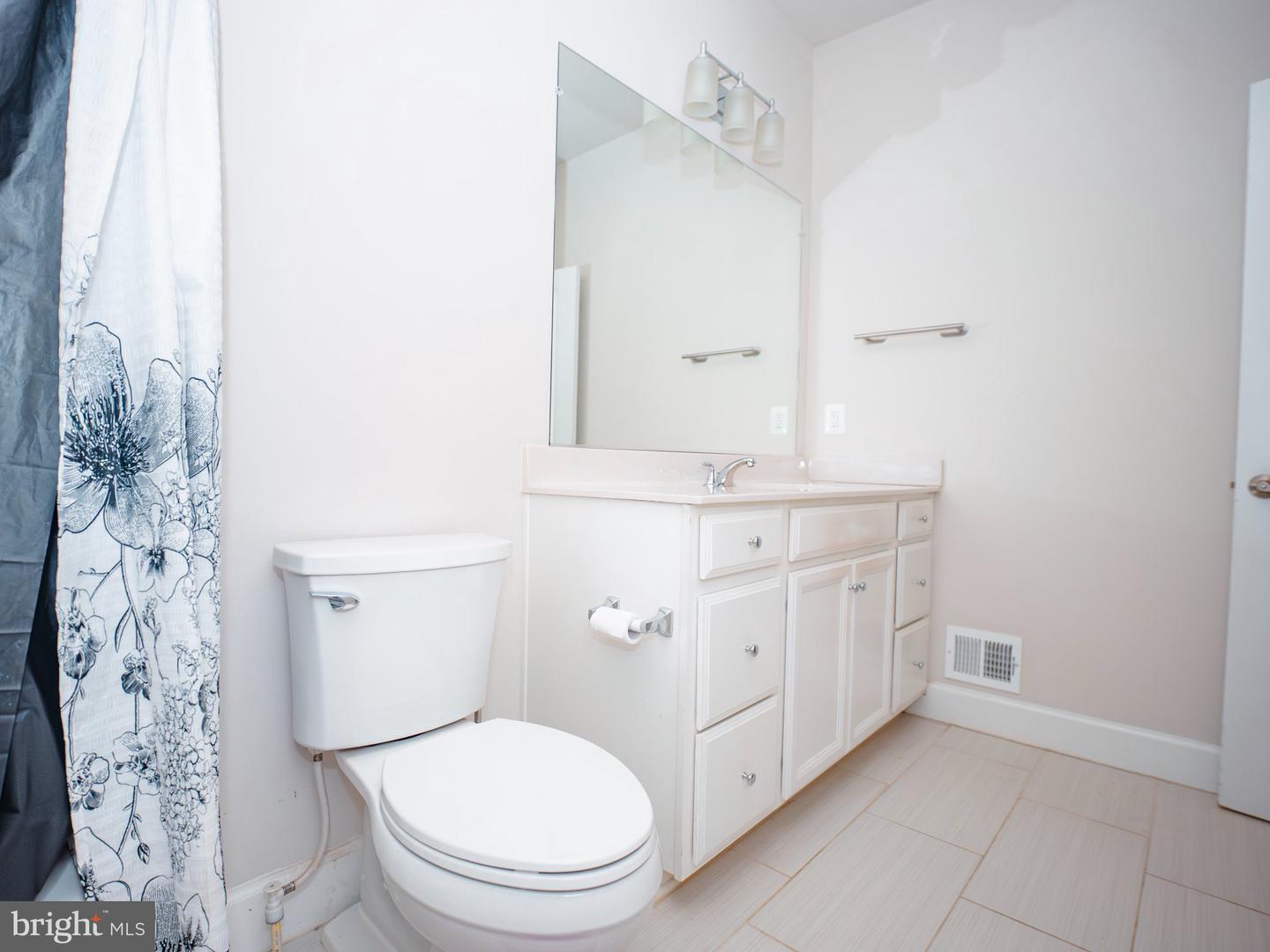 4811 Kingsford Manor Ct Property Photo 18