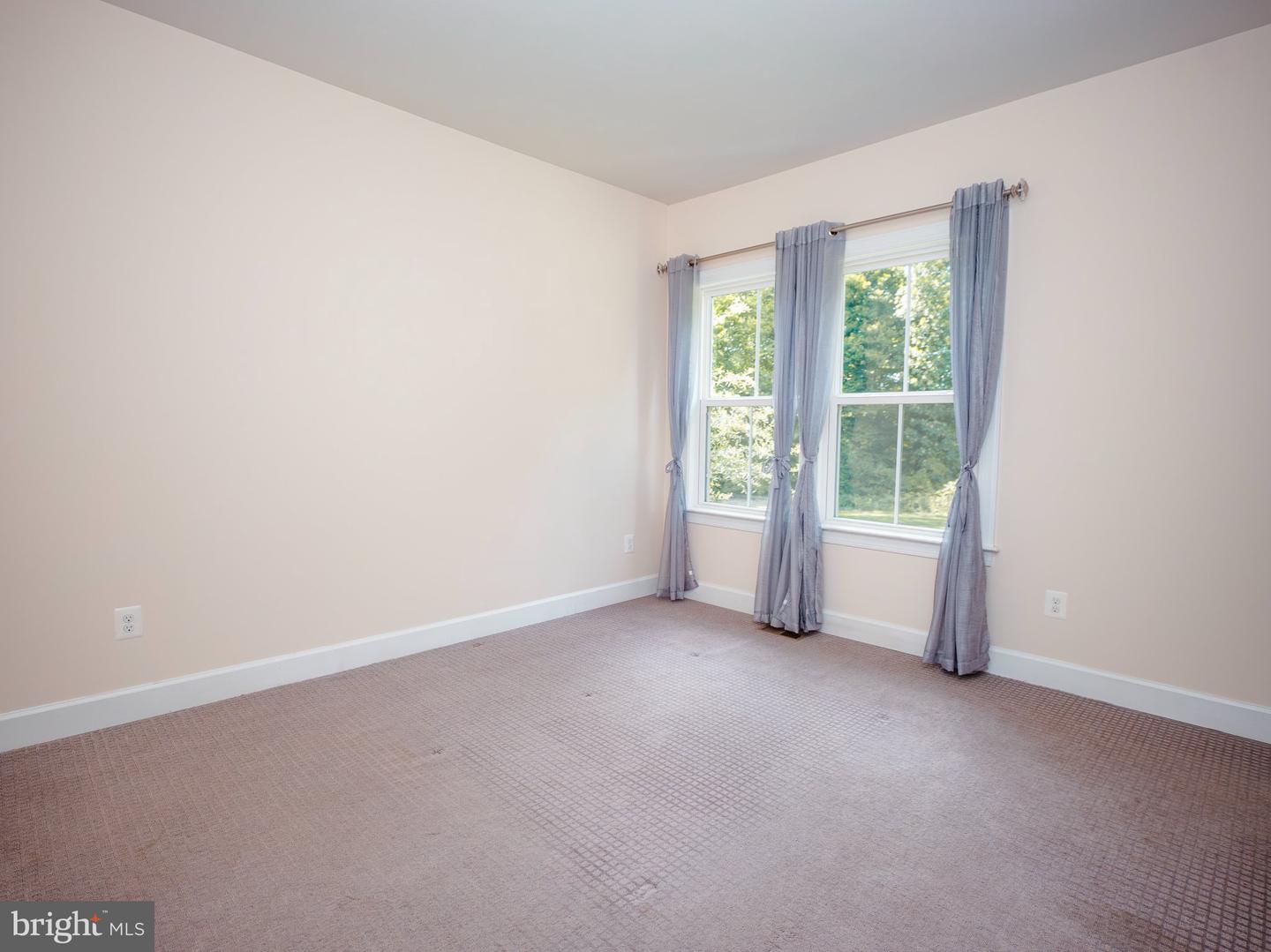 4811 Kingsford Manor Ct Property Photo 23