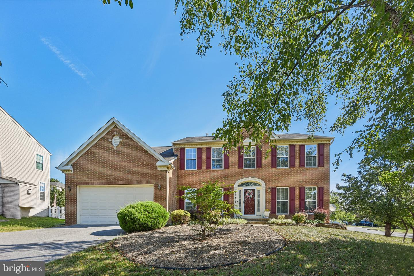 14701 Exbury Ln Property Photo 2