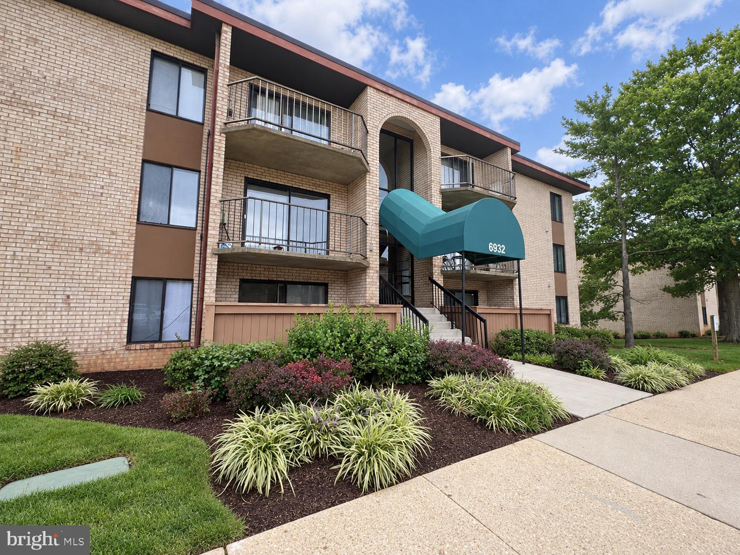 6932 Hanover Pkwy #203 Property Photo 1