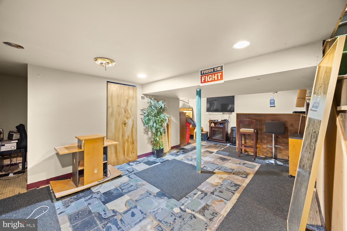 6502 Hansford St Property Photo 10