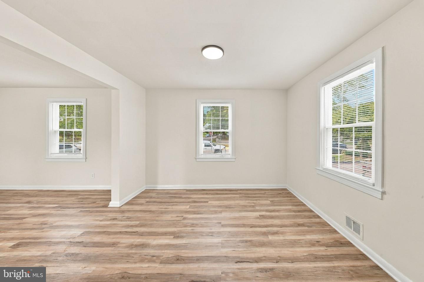 4409 72nd Ave Property Photo 14