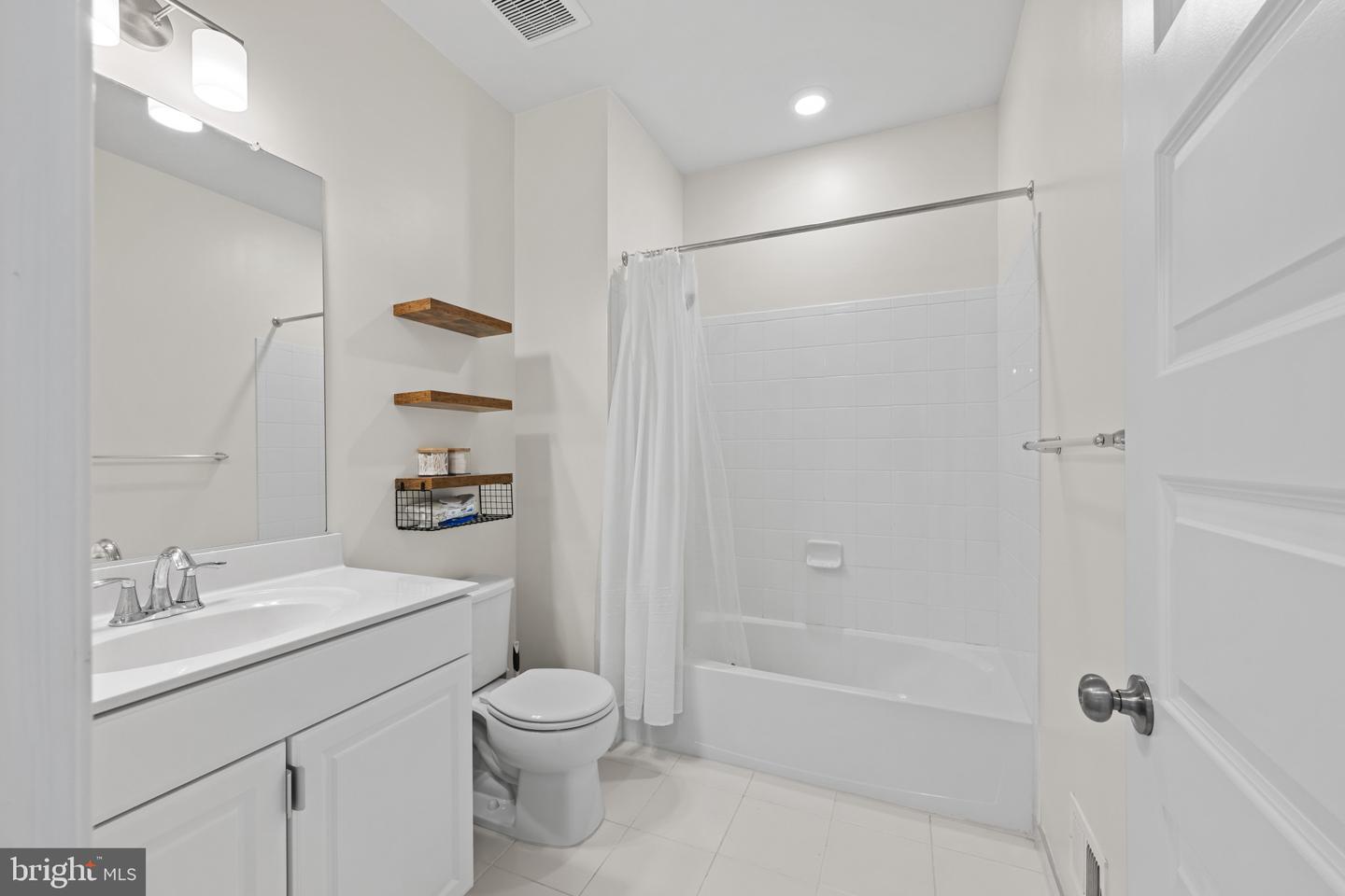 6119 Savannah Dr Property Photo 26