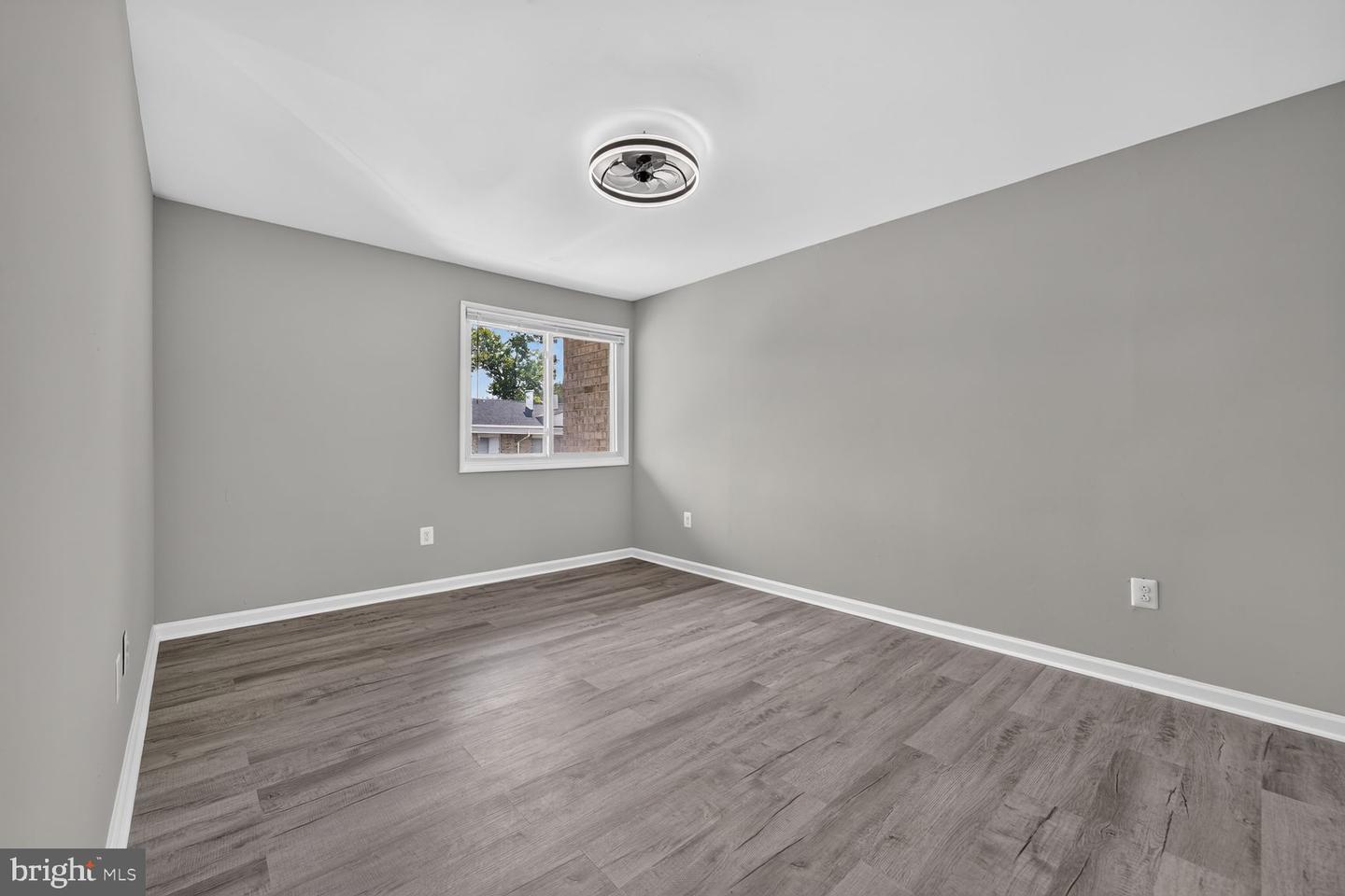 529 Wilson Bridge Dr #c-2 Property Photo 5