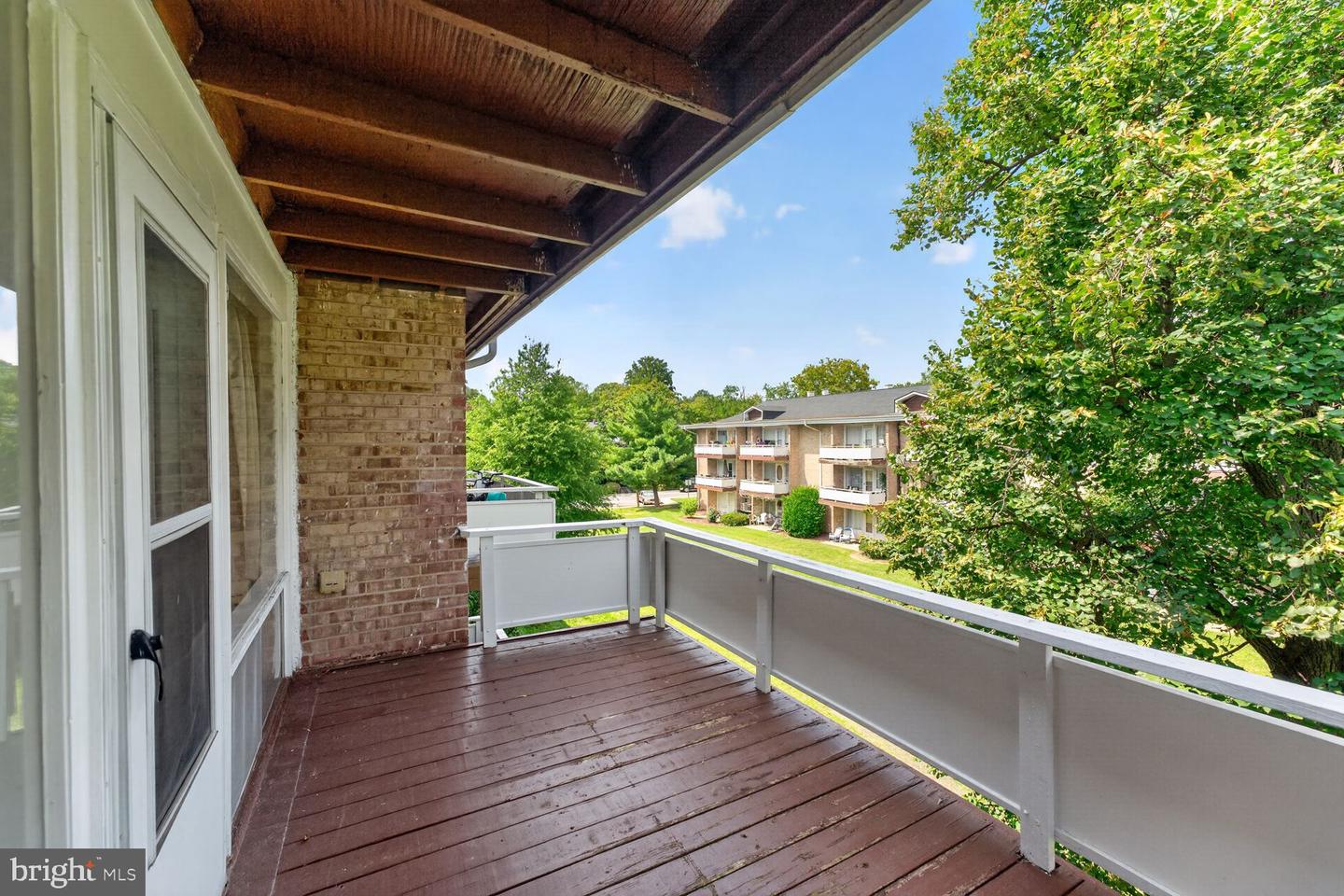 529 Wilson Bridge Dr #c-2 Property Photo 6