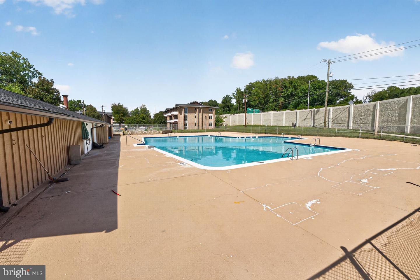 529 Wilson Bridge Dr #c-2 Property Photo 8