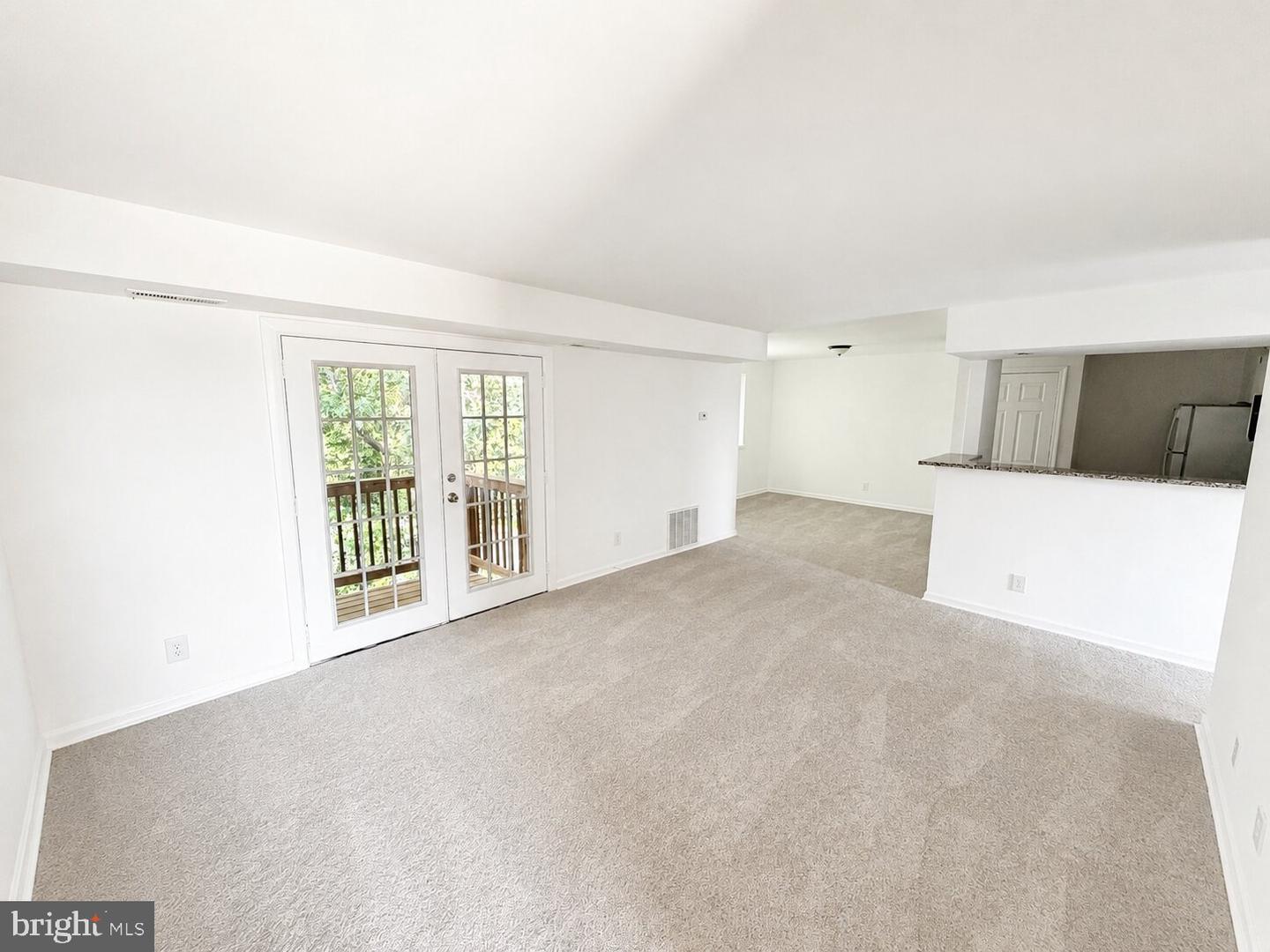 7516 Hawthorne St #5 Property Photo 1
