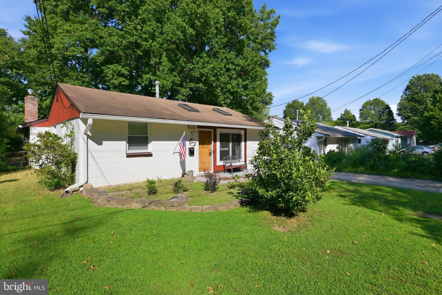 5208 Huron St Property Photo 4