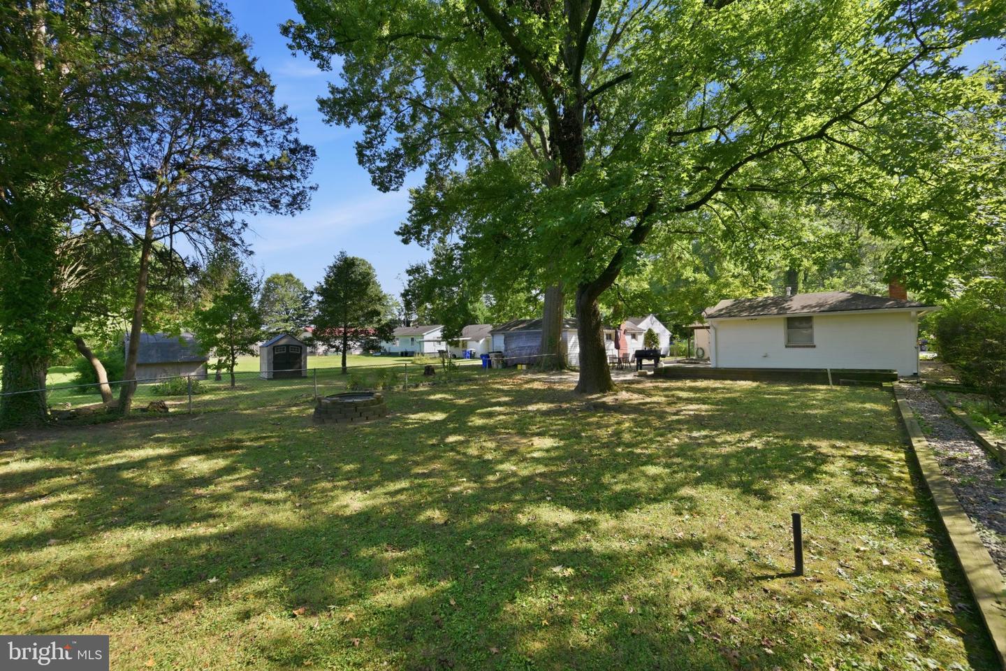 5208 Huron St Property Photo 35