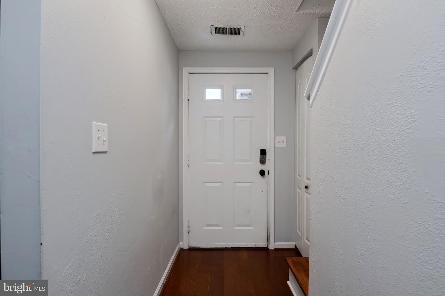 16339 Pennsbury Way Property Photo 4