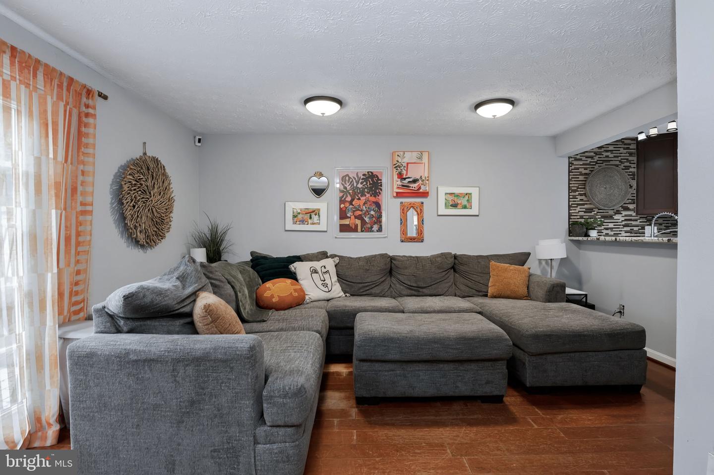 16339 Pennsbury Way Property Photo 8