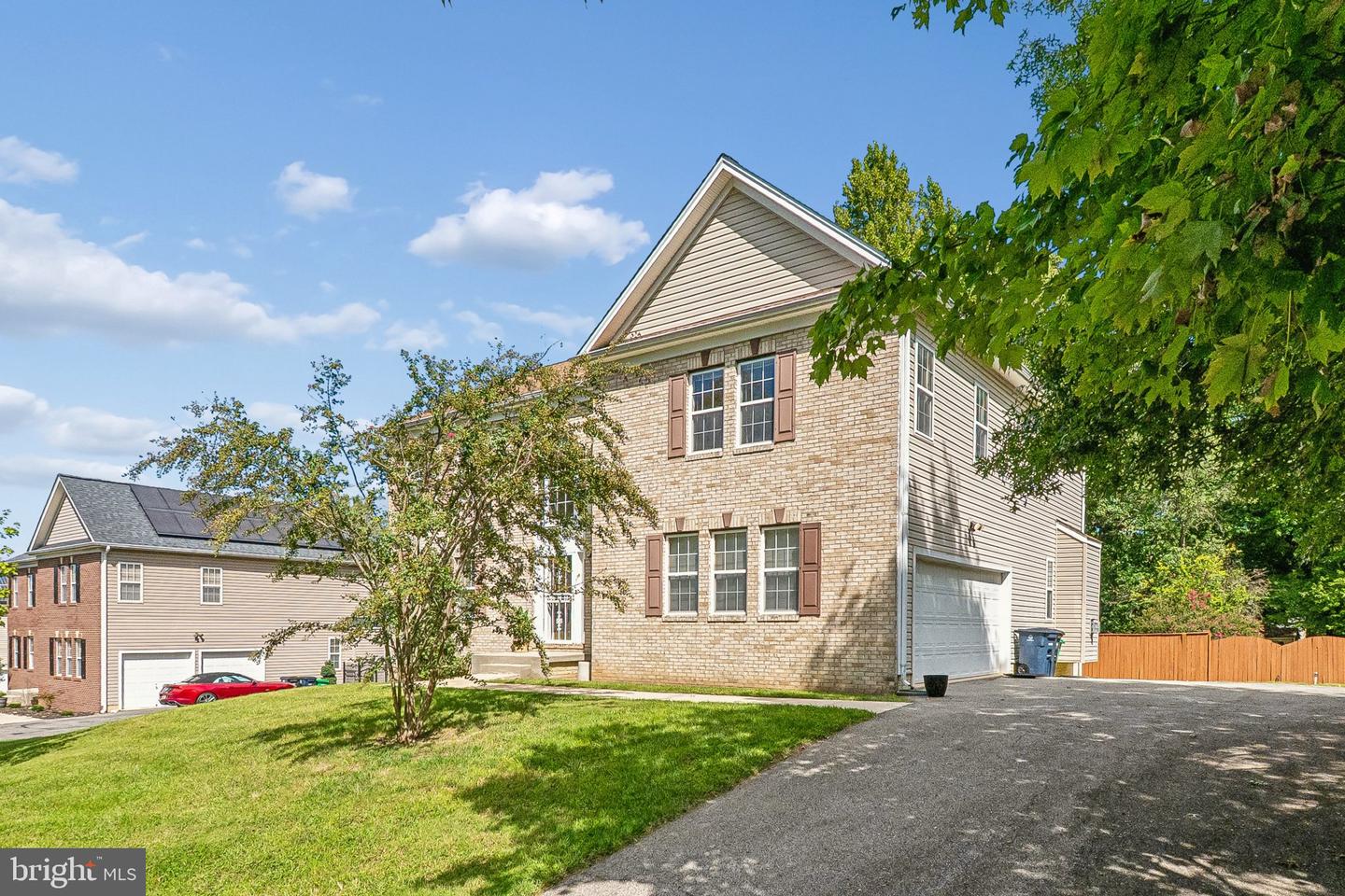 11906 Crestwood Turn Property Photo 2