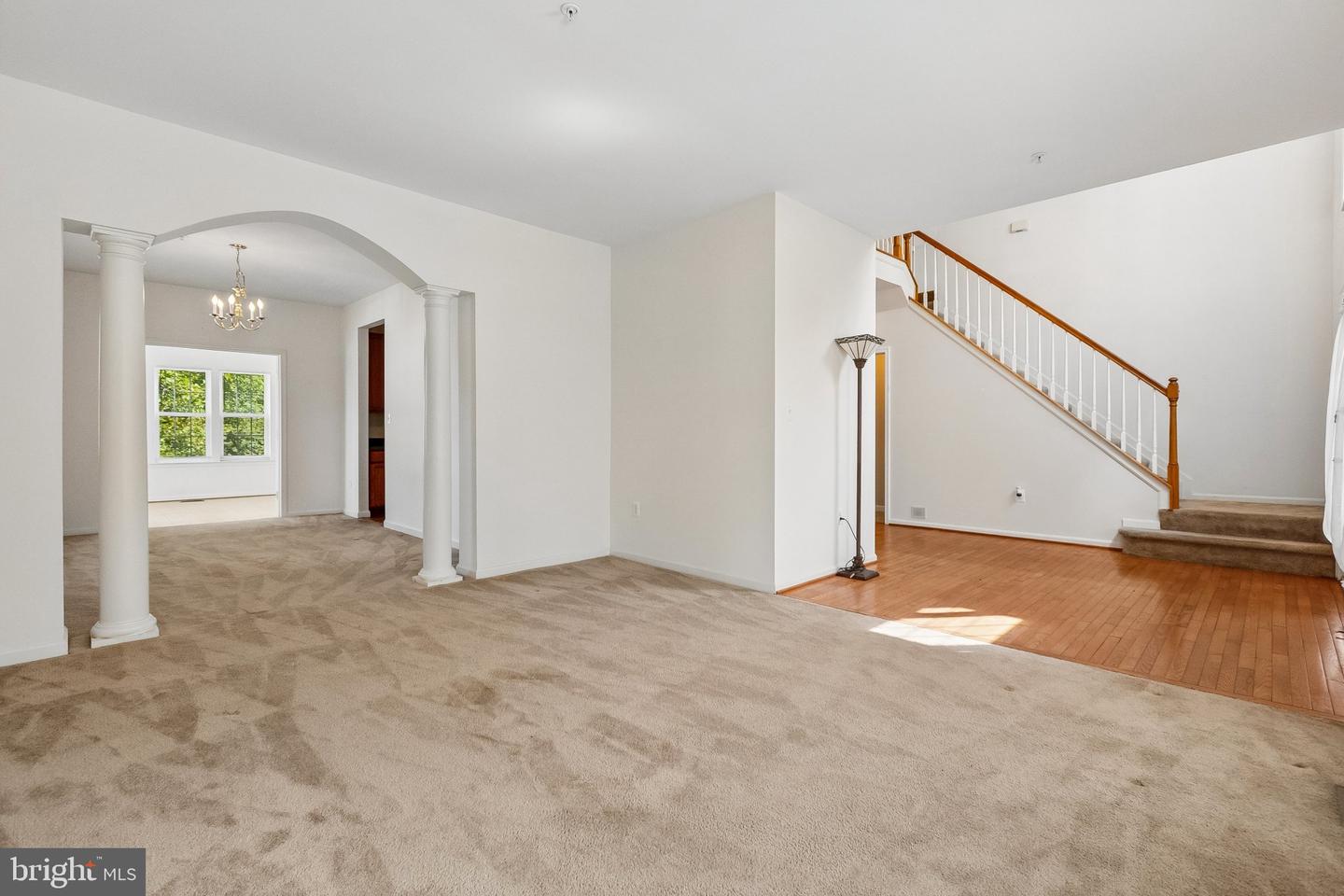 11906 Crestwood Turn Property Photo 3