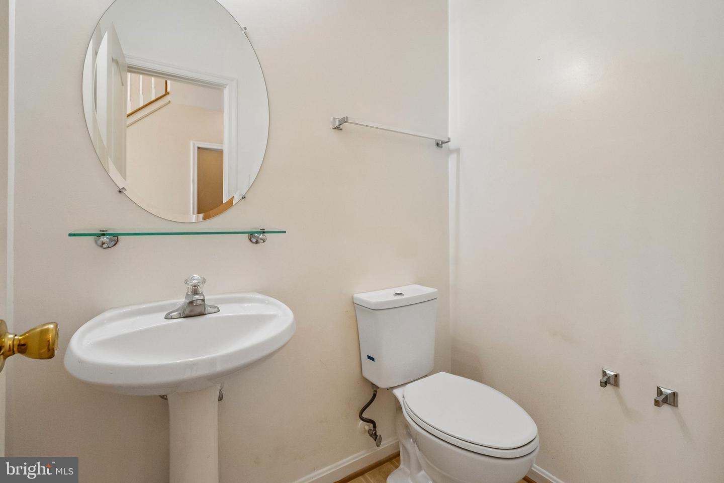 11906 Crestwood Turn Property Photo 5