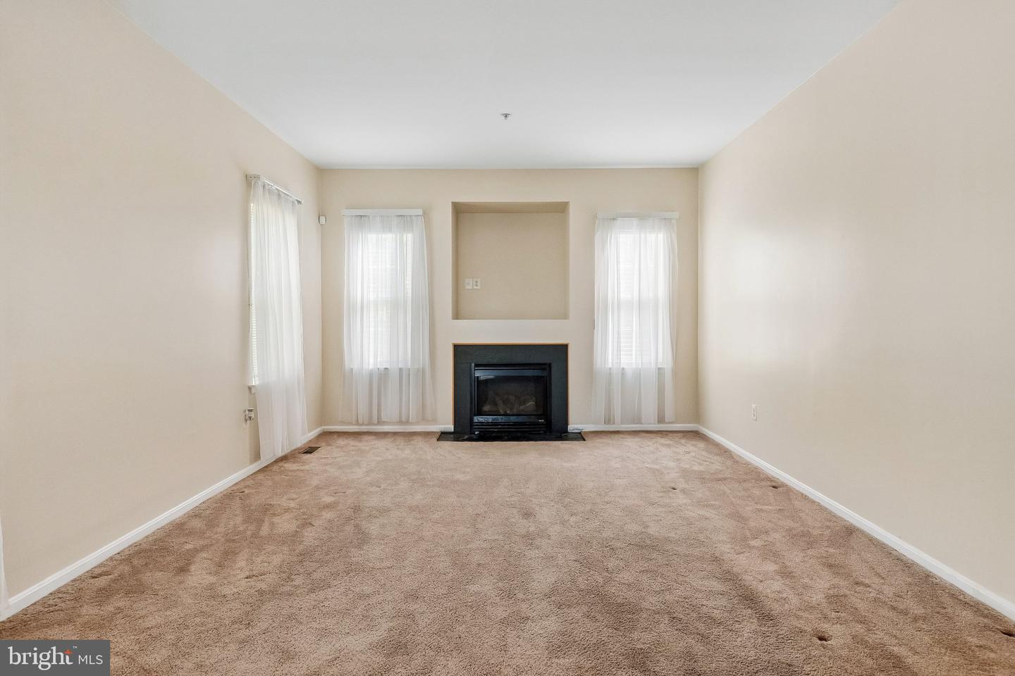 11906 Crestwood Turn Property Photo 10