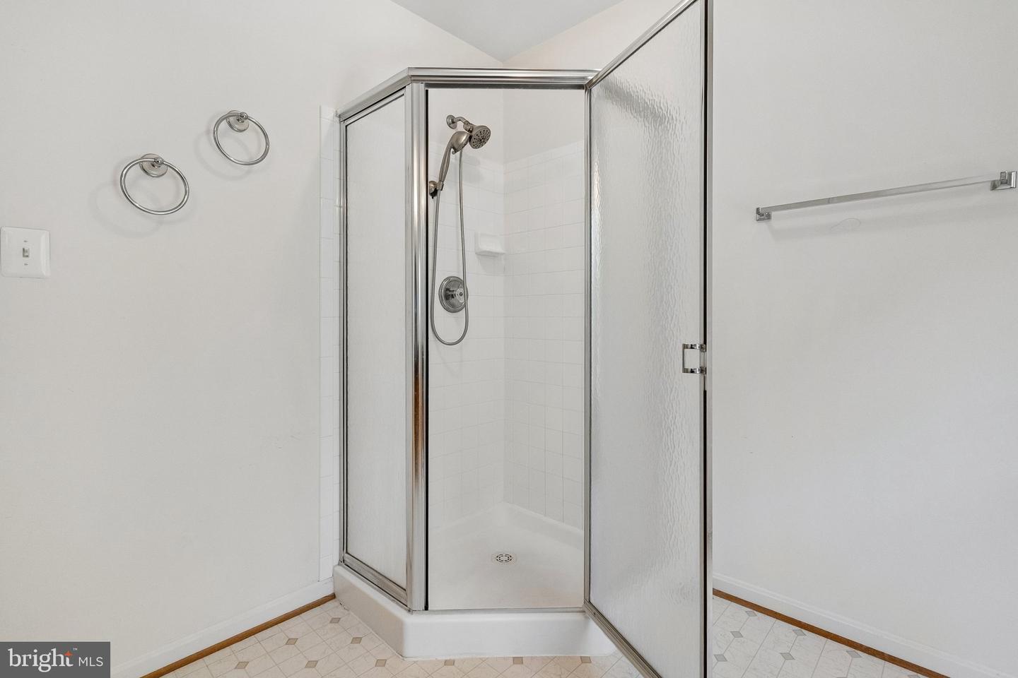 11906 Crestwood Turn Property Photo 16