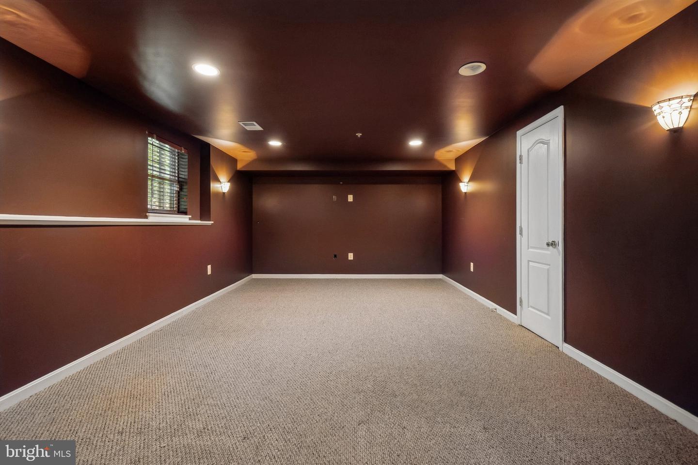 11906 Crestwood Turn Property Photo 23