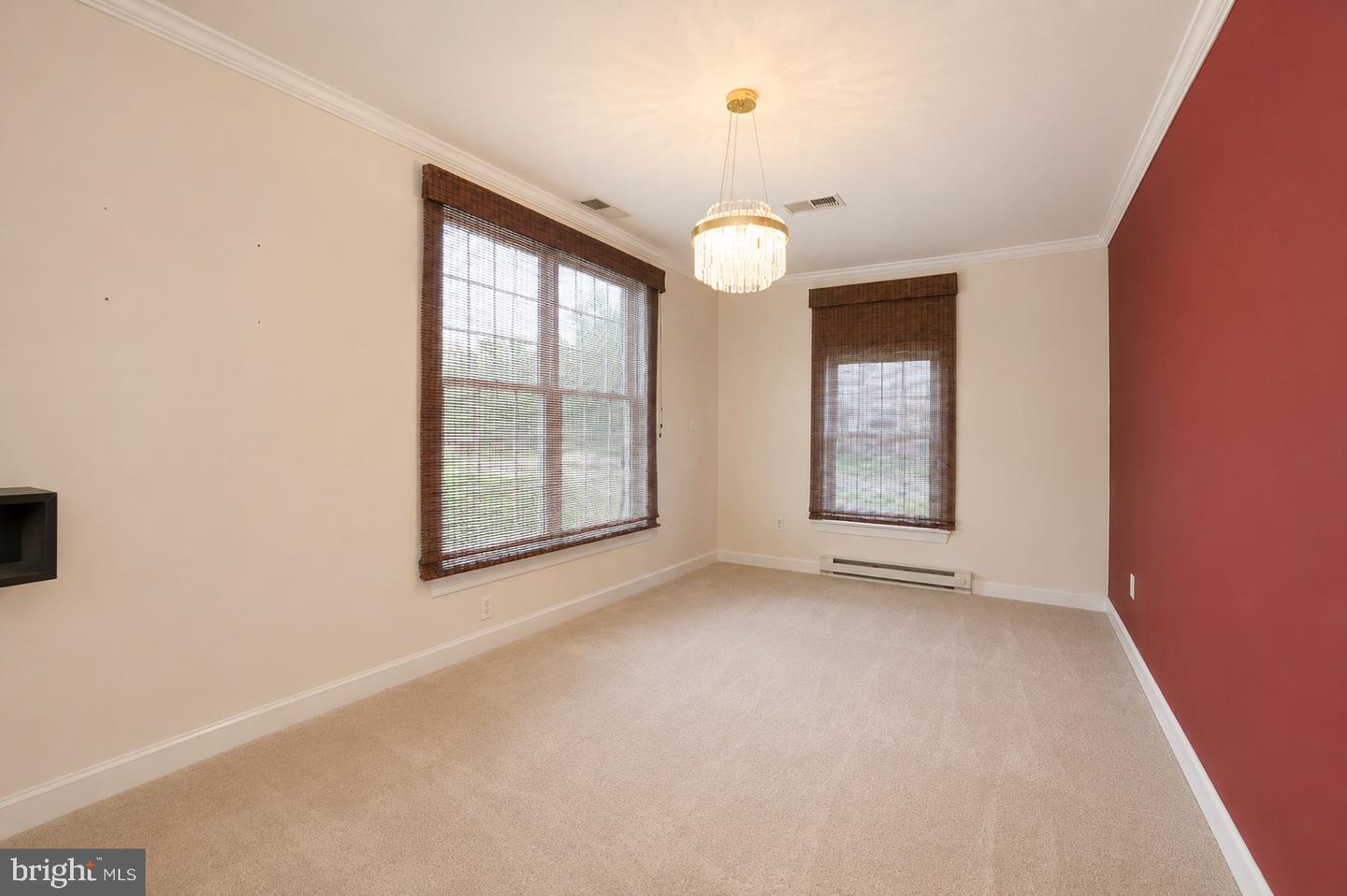 10225 Everley Ter Property Photo 7