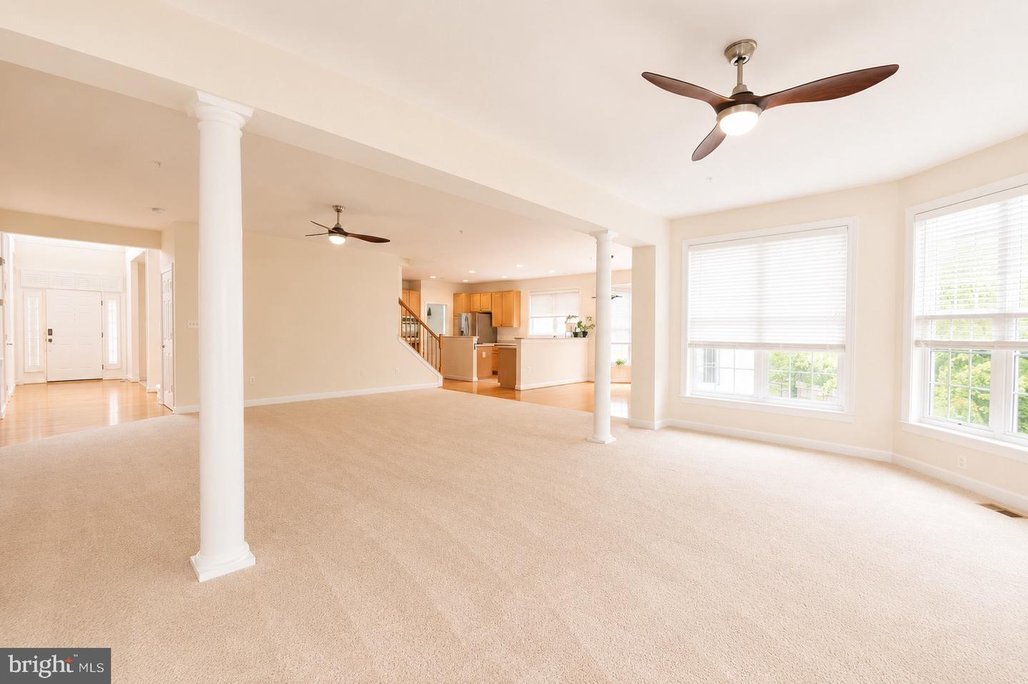 10225 Everley Ter Property Photo 12