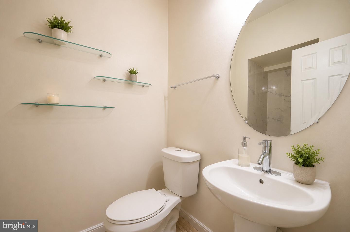 10225 Everley Ter Property Photo 18