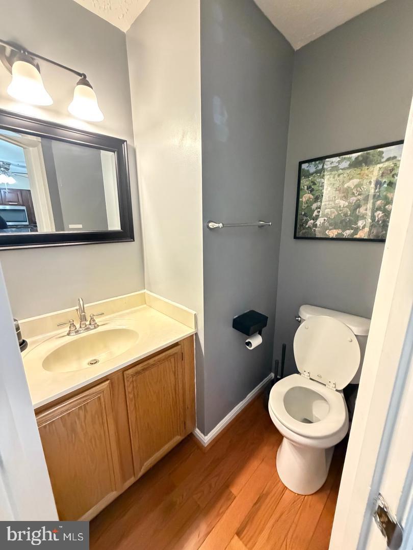 7212 Tamo Ct #7 Property Photo 5