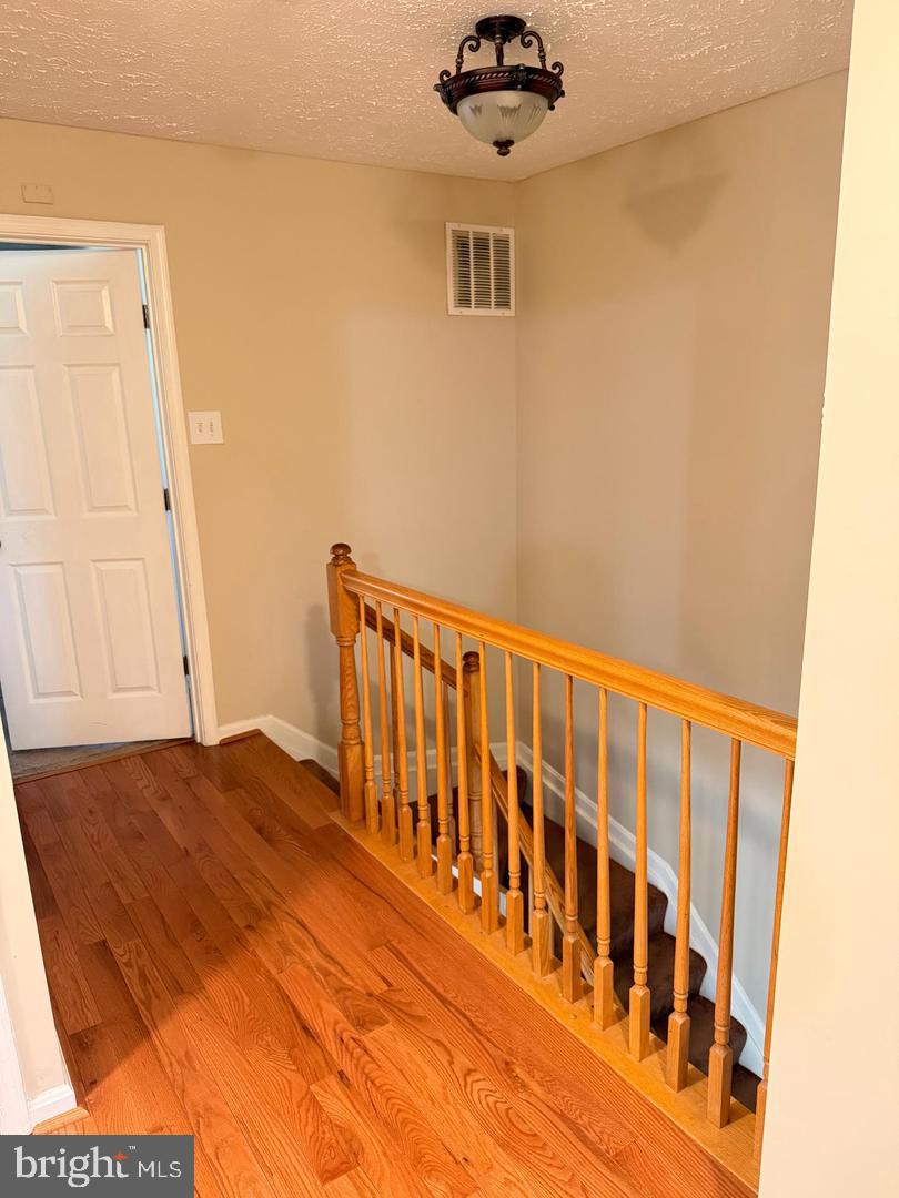 7212 Tamo Ct #7 Property Photo 8