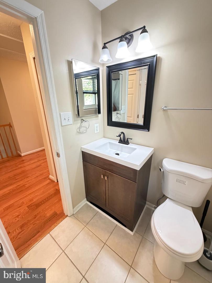 7212 Tamo Ct #7 Property Photo 9