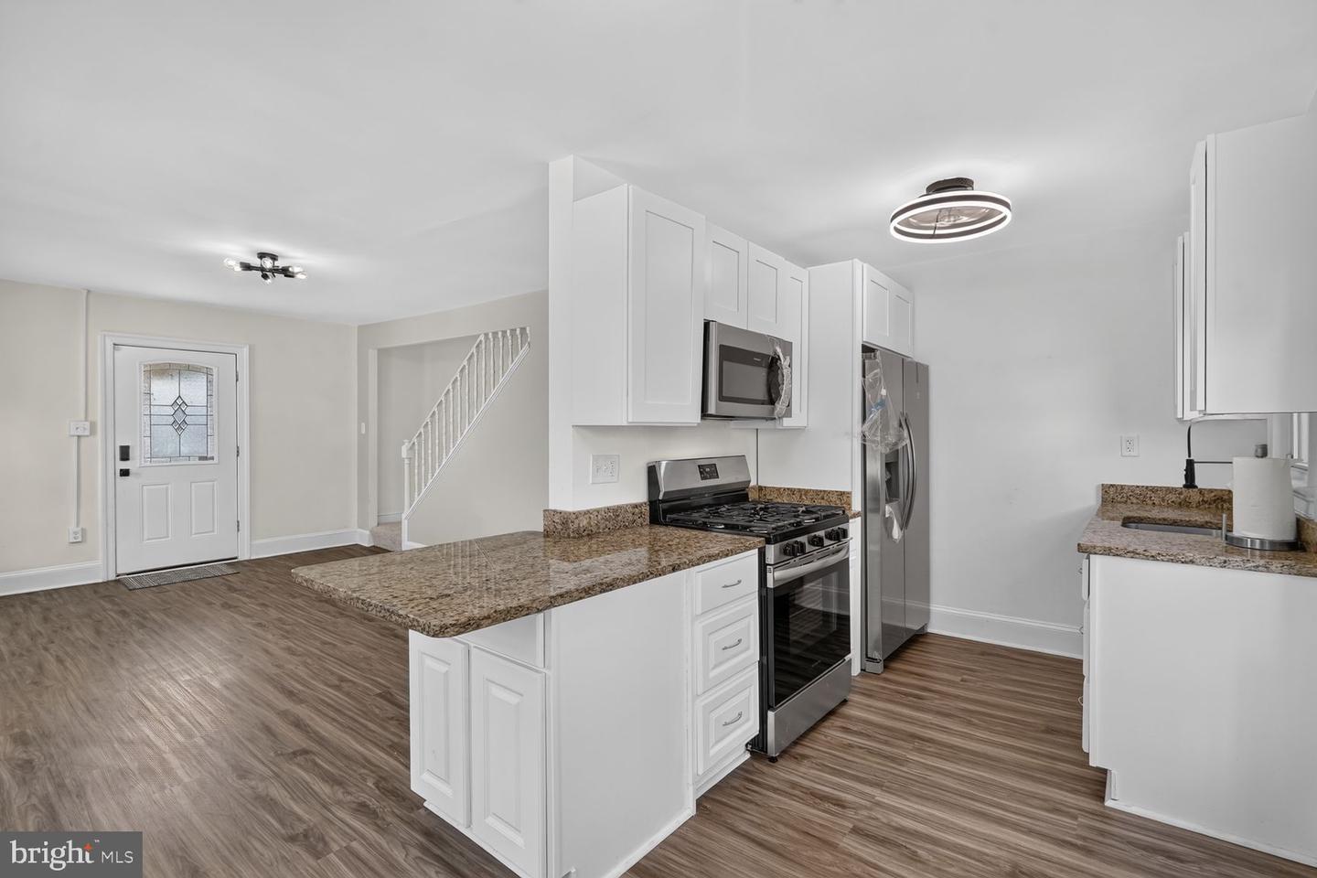 4208 Shell St Property Photo 3